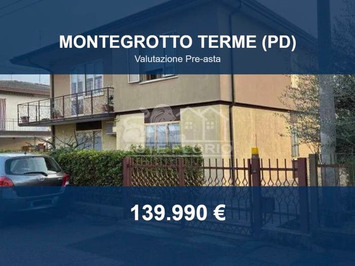 Casa con 5 locali in vendita in Via Santa Caterina, Centro, Montegrotto Terme