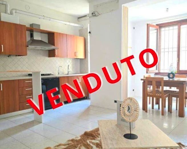 Appartamento bilocale in vendita in Via Cavallotti, Centro, Cava Manara