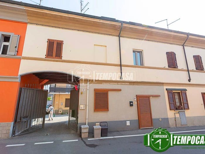 Appartamento trilocale in vendita in Via Carlo Rosselli, Centro, Casalpusterlengo