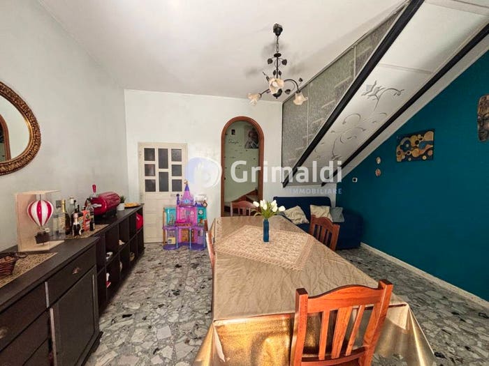 Appartamento quadrilocale in vendita in Via Giosuè Carducci, Centro, Acerra