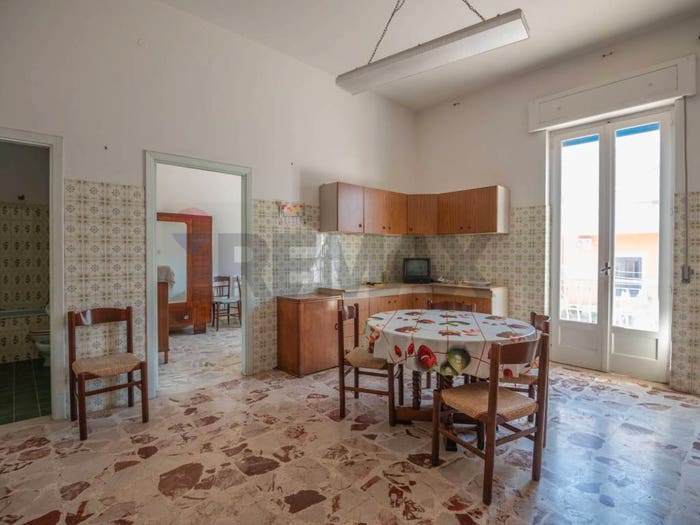 Casa con 6 locali in vendita in Via Corrado Noto, Centro, Pachino