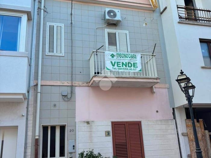 Casa bilocale in vendita in Via zezza, Zapponeta