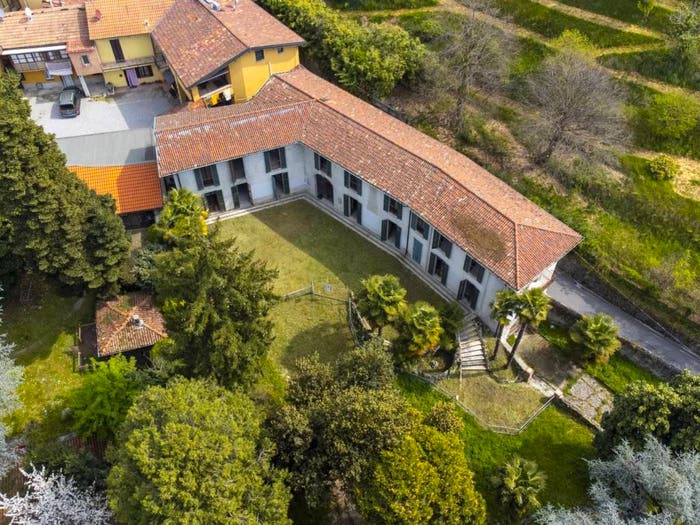 Casa in vendita in VIA CANTURINA, Albate Muggiò, Como