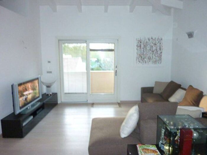 Appartamento con 6 locali in vendita in Via Magenta SNC, San Simplicio, Olbia