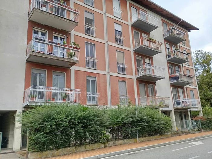 Appartamento trilocale in vendita in Via Tolmezzo, Cittadella Villaggio Dalmazia, Novara