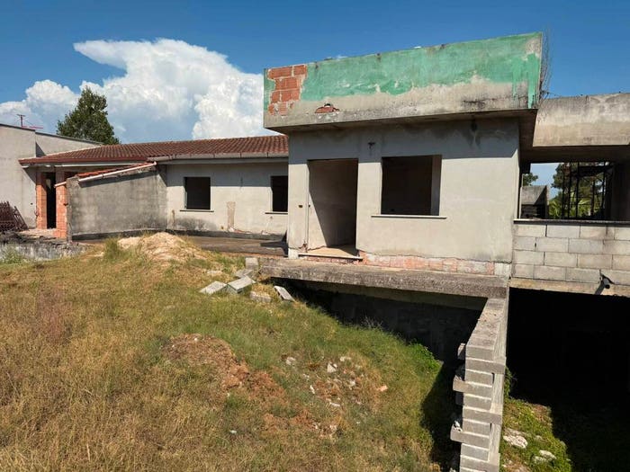 Casa trilocale in vendita in Via Bacchiglione, Campo di Carne Pantanelle, Aprilia