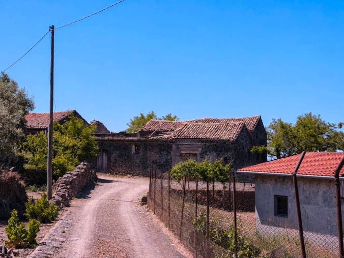 Casa con 6 locali in vendita in Contrada Cangemi, Biancavilla