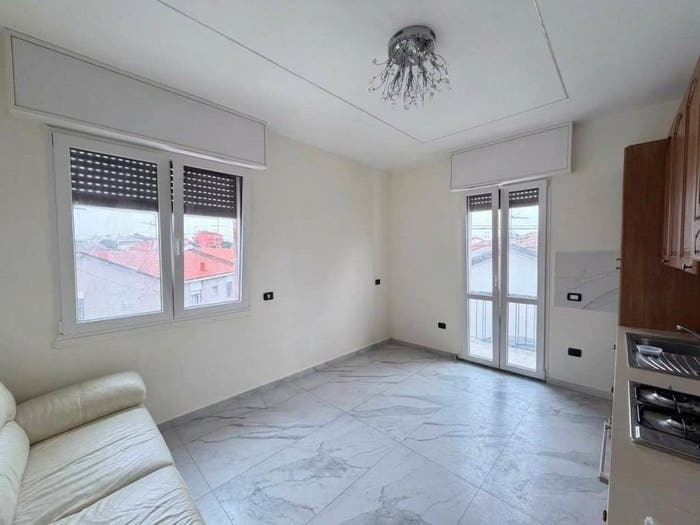 Appartamento trilocale in vendita in Via Alessandro Casazza, Abbiategrasso