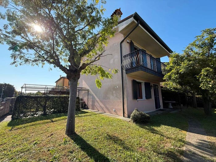 Casa con 5 locali in vendita in Corso della Vittoria, Centro, Legnago