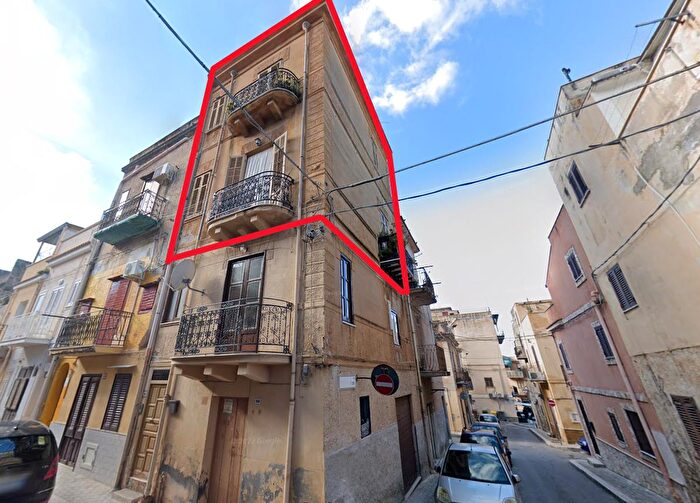 Appartamento con 6 locali in vendita in Capaci