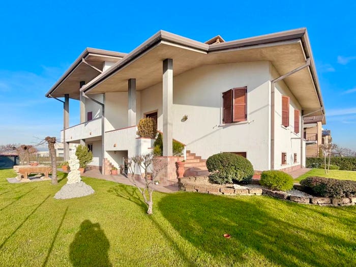 Casa con 6 locali in vendita in Vallese, Oppeano