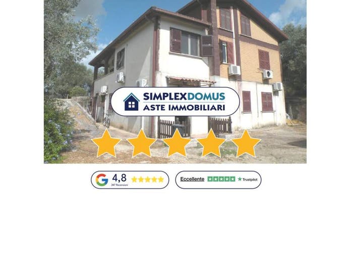 Appartamento con 5 locali in vendita in Via Stallone, Stallone, Fara in Sabina