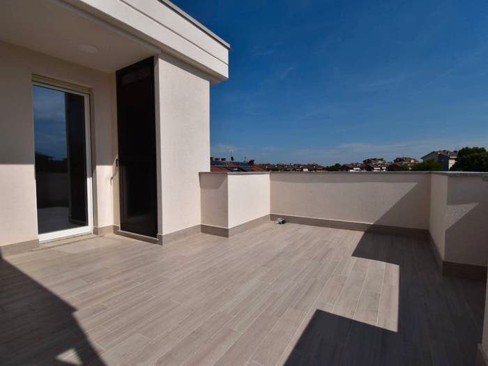 Casa con 5 locali in vendita in Via Belgio, Orbassano