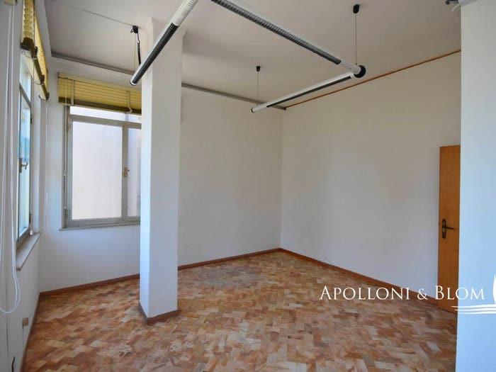 Appartamento con 6 locali in vendita in Jacopo della Quercia, Centro, San Quirico d'Orcia