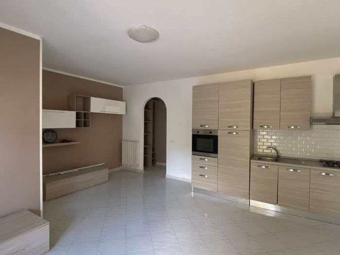 Appartamento trilocale in affitto in via firenze, Centro, Mentana