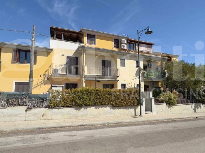 Appartamento trilocale in vendita in Via Amsterdam, Viale Aldo Moro Ospedale Vecchio, Olbia
