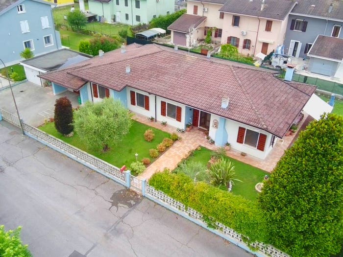 Casa con 5 locali in vendita in Centro, Rodigo