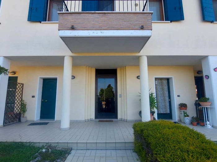 Appartamento trilocale in vendita in Via Don Sante Ferronato, Centro, Pianiga