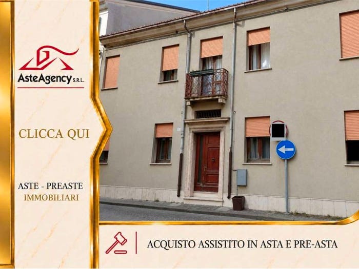 Appartamento con 5 locali in vendita in Via Terranova, Centro, Adria