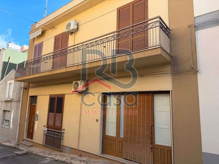 Casa con 6 locali in vendita in Via Ascenzio Maucieri, Centro, Ispica