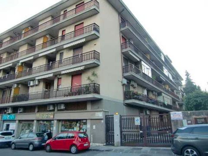 Appartamento con 5 locali in vendita in Via Francesco Pensavalle No Number, Vulcania Sanzio, Catania