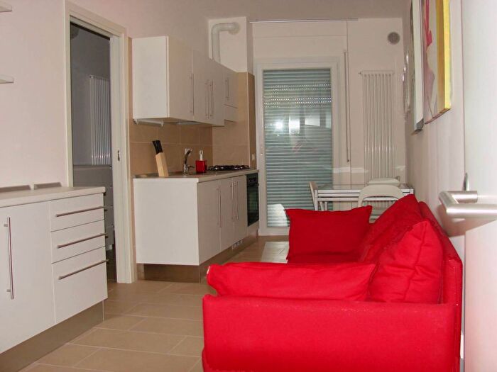 Appartamento bilocale in vendita in Via Giovan Battista Lulli, Villa San Martino, Pesaro