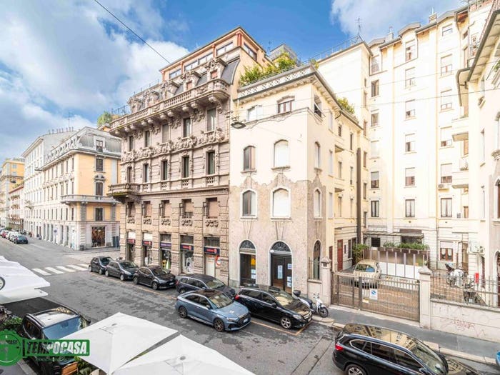 Appartamento trilocale in vendita in Via Lazzaro Spallanzani, Morgagni, Milano