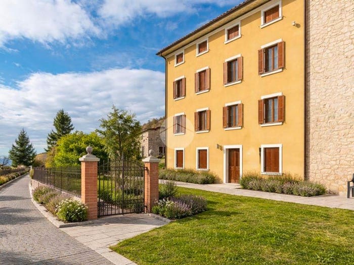Casa con 6 locali in vendita in Via Fava, Marano di Valpolicella