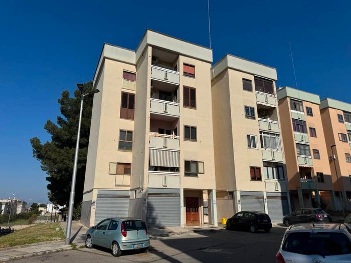 Appartamento quadrilocale in vendita in Via Santa Caterina, Centro, Massafra