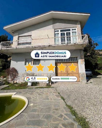 Casa con 6 locali in vendita in Via Fulvio Mazzucco, Treville