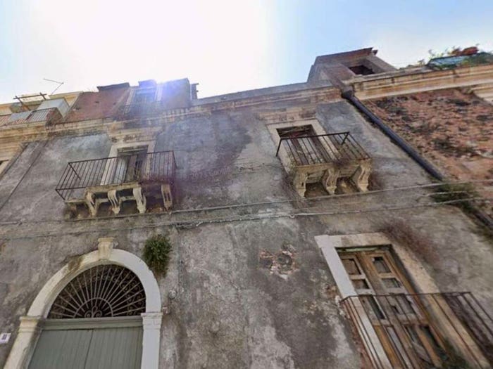 Appartamento quadrilocale in vendita in Via Salvatore di Giacomo, Centro Storico, Catania
