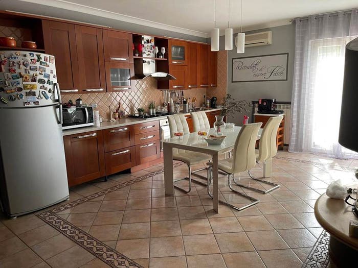 Appartamento trilocale in vendita in Contrada Capo Colonna, Lungomare Capocolonna, Crotone