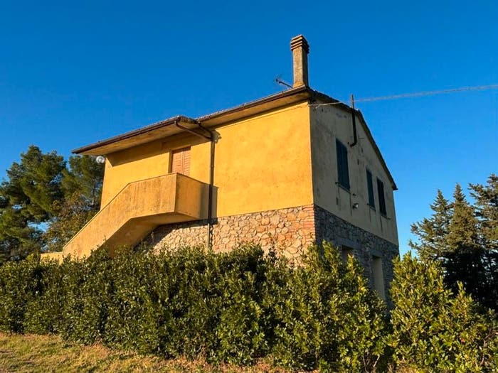 Casa con 6 locali in vendita in Lajatico, Centro