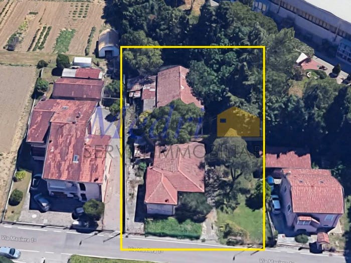 Casa con 6 locali in vendita in Villa Chiaviche Calabrina, Cesena