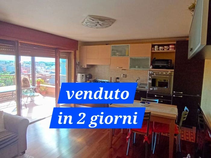 Casa bilocale in vendita in Via del Picchio, Tor Tre Teste Torre Maura, Roma