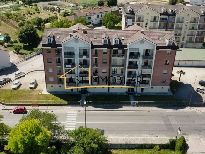 Appartamento quadrilocale in vendita in Via Anselmo Torchio, Corso Savona Trincere, Asti