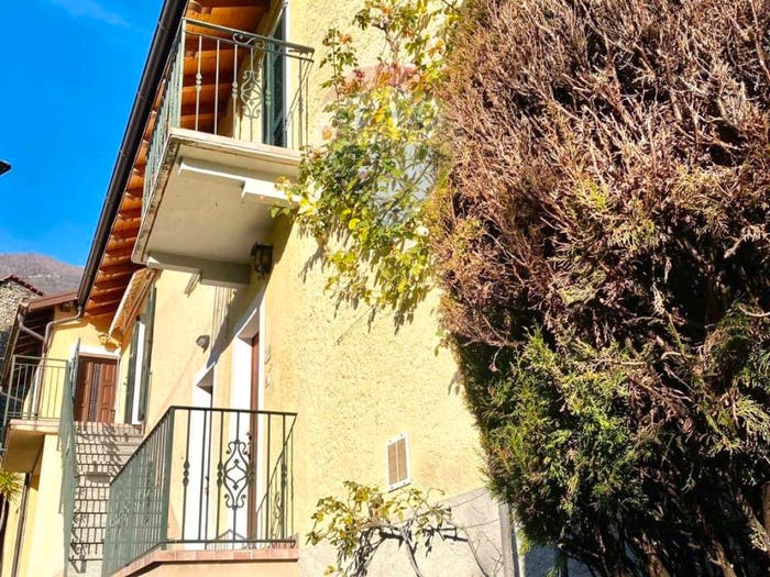 Casa con 6 locali in vendita in Vignola, Cremia