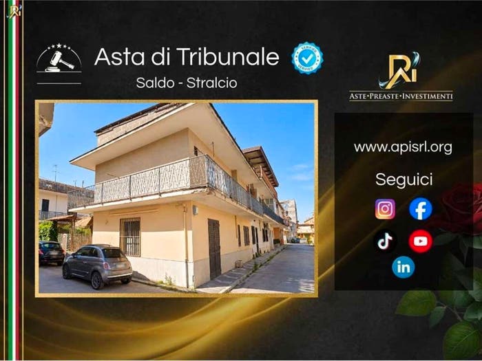 Casa quadrilocale in vendita in Via bernini, Frattaminore