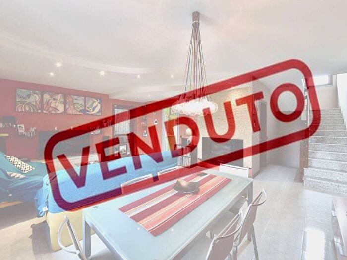 Casa con 6 locali in vendita in Via Albert Einstein, Parco Castello, Legnano