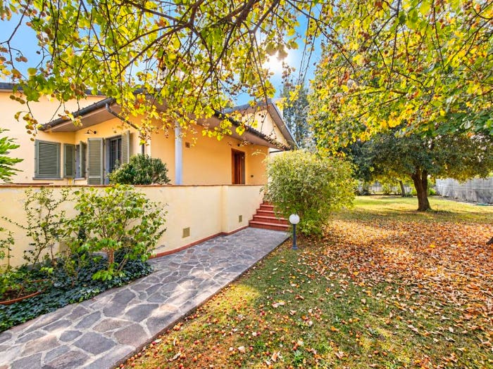 Casa con 6 locali in vendita in Via della Rinalda, Lecore, Signa