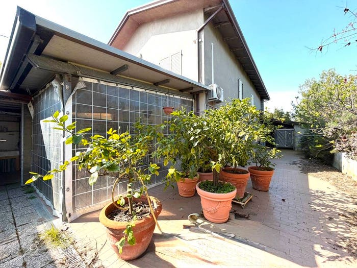 Casa con 6 locali in vendita in Via Annibolina, Sant'andrea In Casale, San Clemente