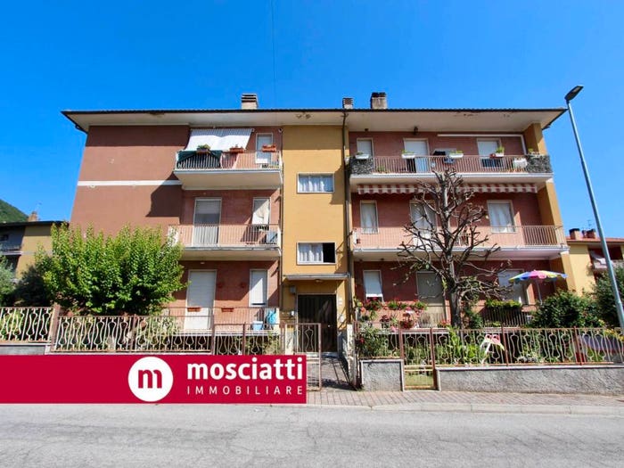 Appartamento con 6 locali in vendita in Corso Italia, Centro, Esanatoglia