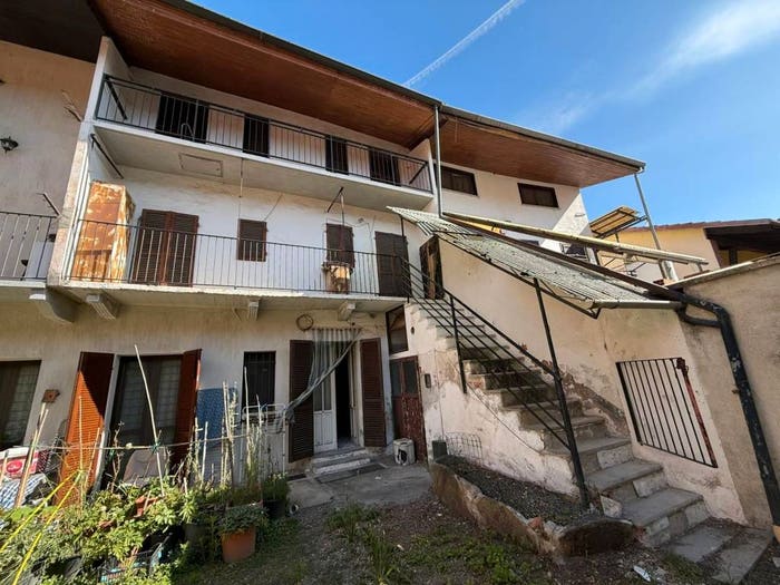Casa trilocale in vendita in Via Giuseppe Garibaldi, Centro, Favria
