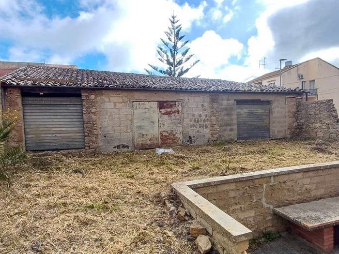 Casa trilocale in vendita in Via Santa Maria Goretti, Centro, Caltagirone