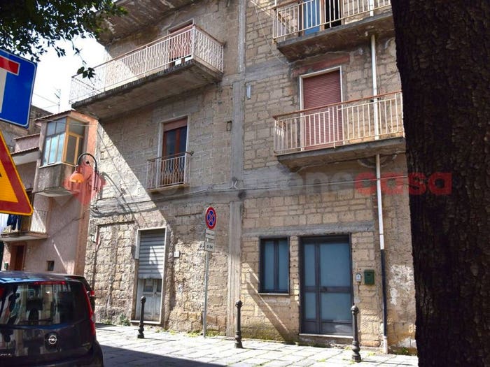 Casa quadrilocale in vendita in Vicolo pesce, Siano
