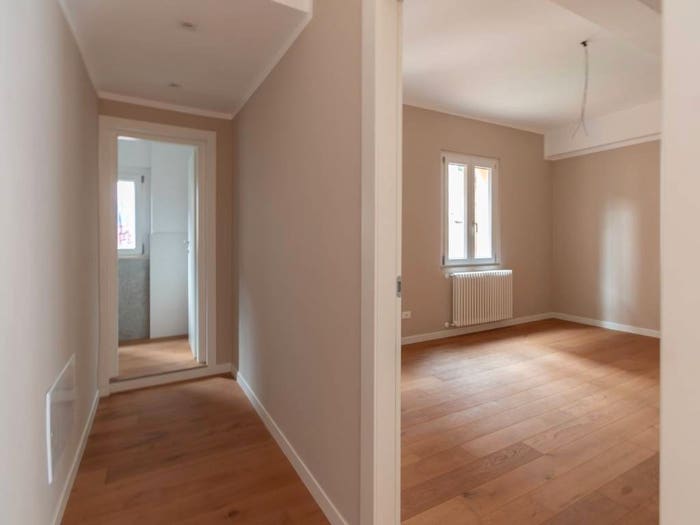 Appartamento trilocale in vendita in Via Montello, Via Veneto Borgo Trento, Brescia