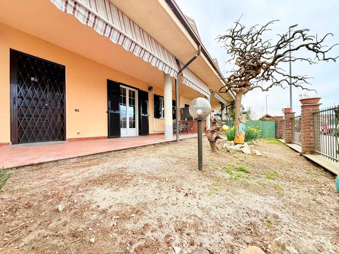 Casa con 5 locali in vendita in Via Martiri, Casalbagliano, Alessandria