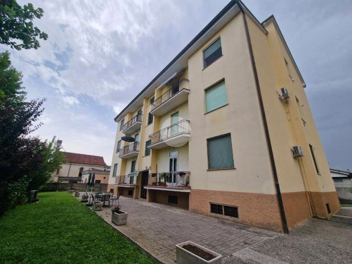 Appartamento trilocale in vendita in Vicolo Belvedere, Centro, Rodigo
