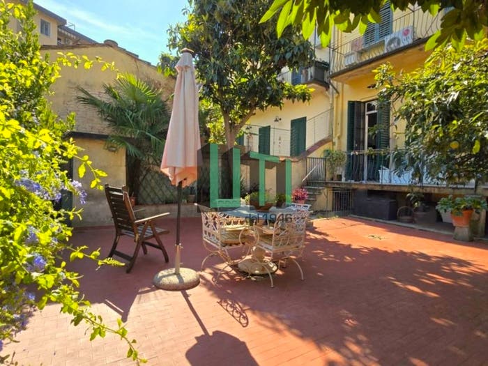 Casa con 6 locali in vendita in Via Coluccio Salutati, Gavinana, Firenze
