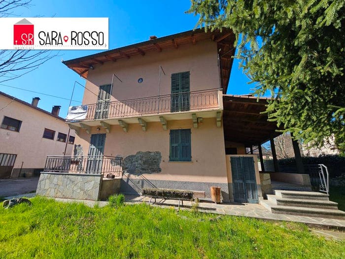 Appartamento con 6 locali in vendita in Via Valle, Centro, Calizzano